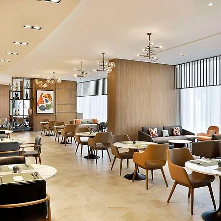 Hilton Garden Inn Dubai Business Bay Restaurang bild