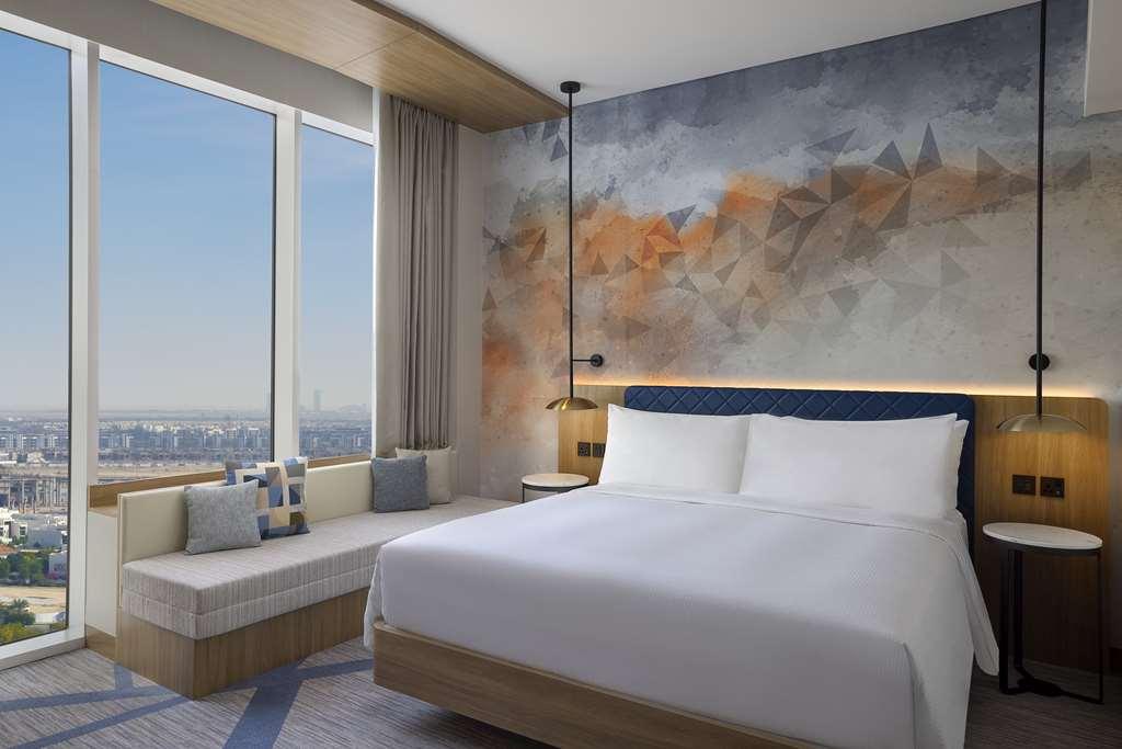 Hilton Garden Inn Dubai Business Bay Rum bild